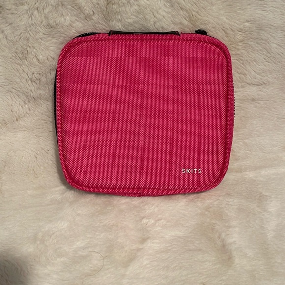 SKITS Tech pouch - Picture 1 of 3